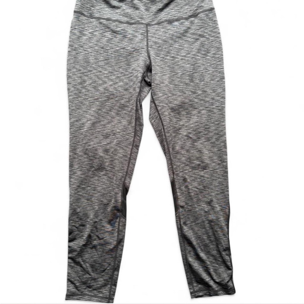 ✨ Ideology Grey high-waisted
leggings with black accents Size XL'✨
